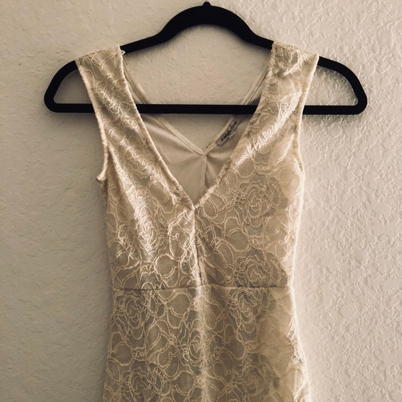 Light Cream Floral Roses Bodycon Dress XS - Picture 4 of 8